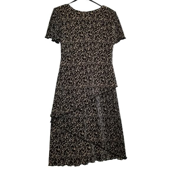 Connected Apparel Black Beige Pattern Tiered Pin Pleats Ruffle Dress Size 8 - Picture 3 of 7
